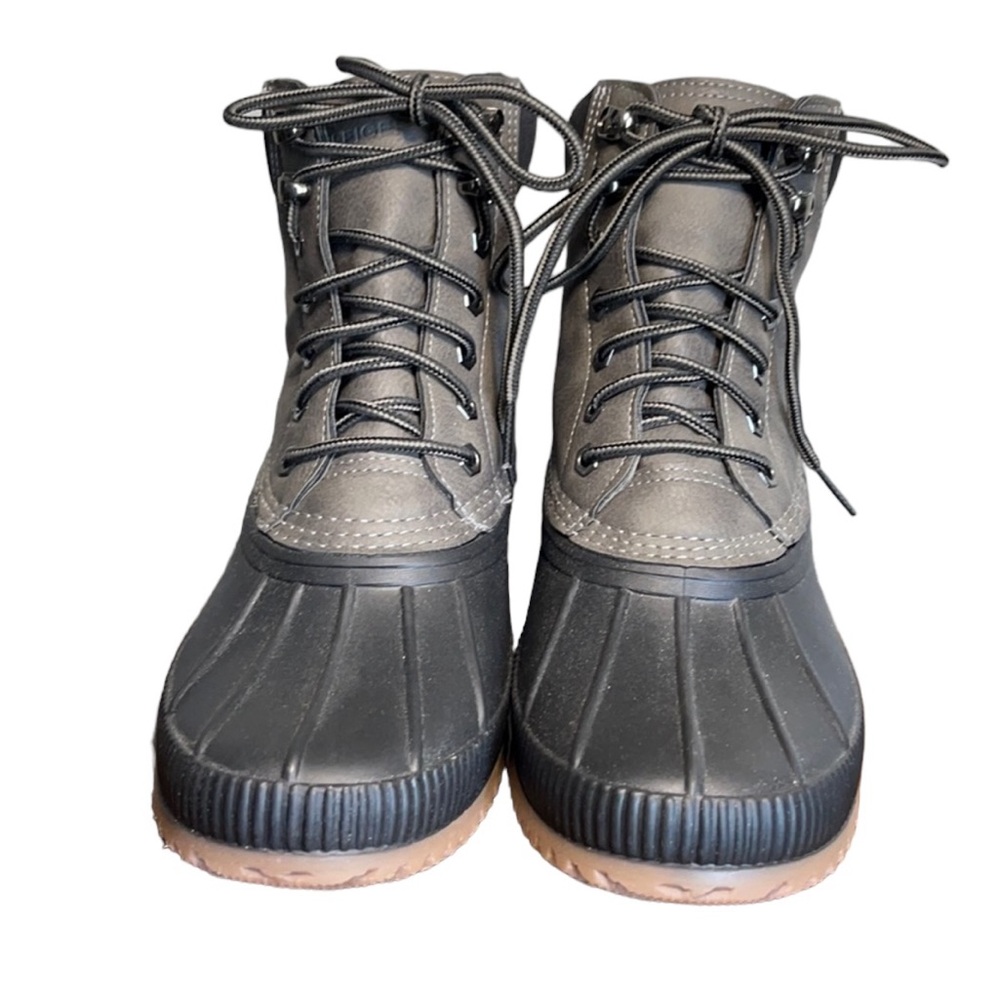 TOMMY HILFIGER Men's Colins 2 Duck Boots Size 8 Spring Utility